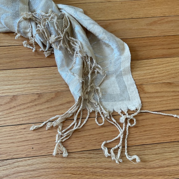 Gold and silver polka dot/ circle print scarf - Picture 2 of 5